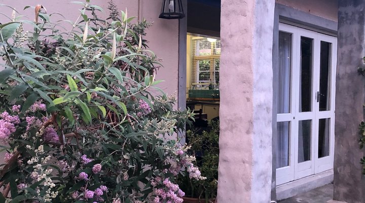 Muizenberg Farmhouse-Style Holiday House