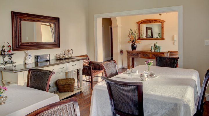 Clementine Guest House