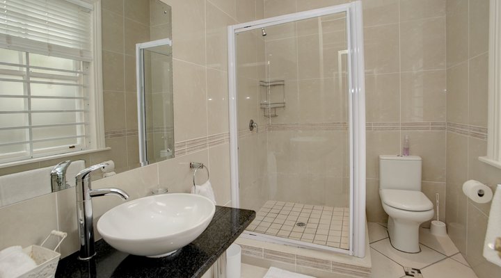 Clementine Guest House