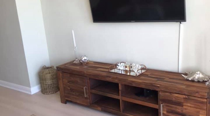 1105 Portico Beachfront Apartment