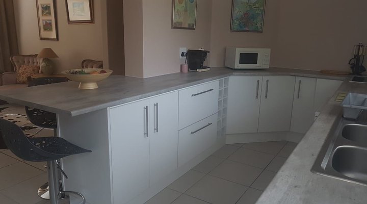 Afri-khaya Self-catering Apartment