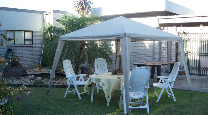 Afri-khaya Self-catering Apartment