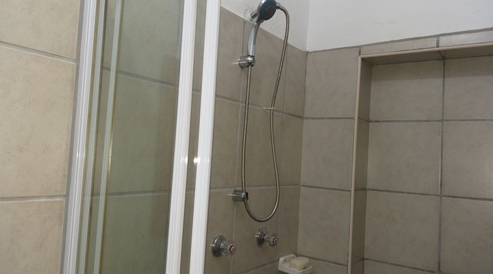 DJ'S B&B in Table View Cape Town