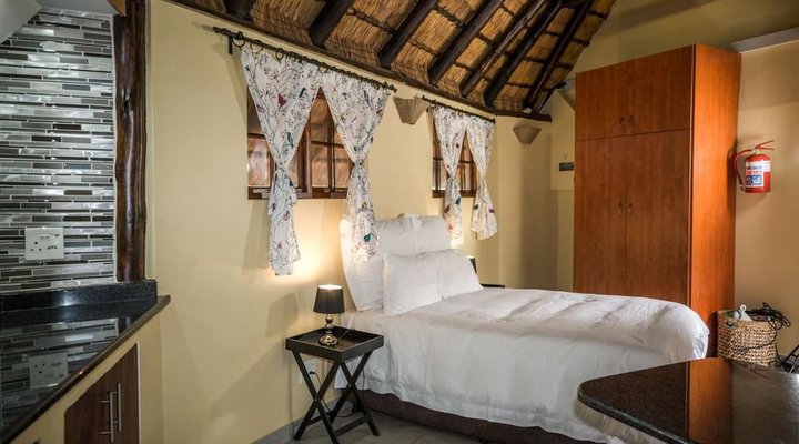 Country Rose Self-Catering Guest Lodge