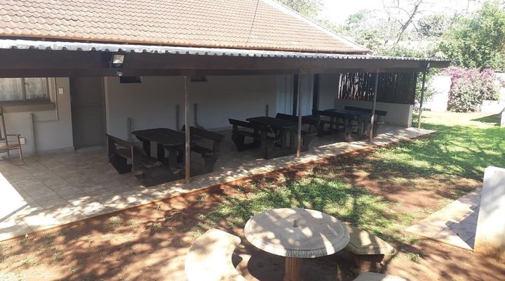 Country Rose Self-Catering Guest Lodge