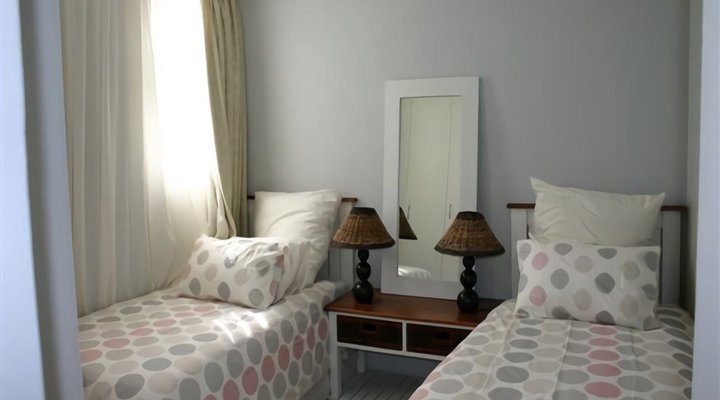 St Tropez 401 - Manaba