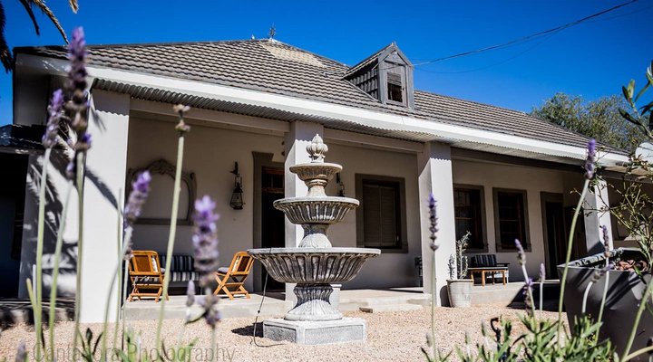 Olivanti Country Manor