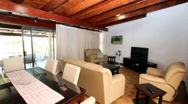 Summer Lodge 5 - Uvongo