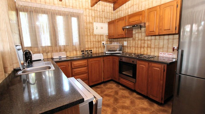 Summer Lodge 3 - Uvongo