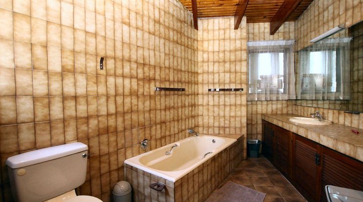 Summer Lodge 3 - Uvongo