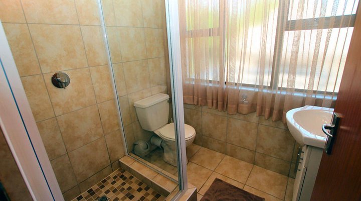 Summer Lodge 3 - Uvongo