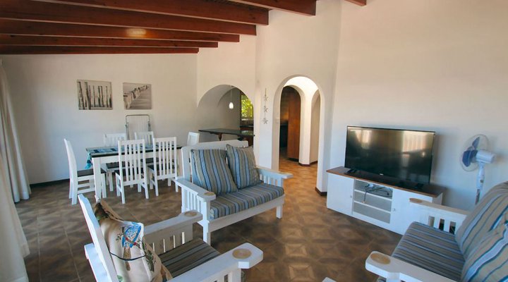 Summer Lodge 2 - Uvongo