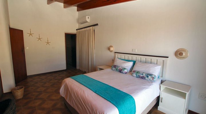 Summer Lodge 2 - Uvongo