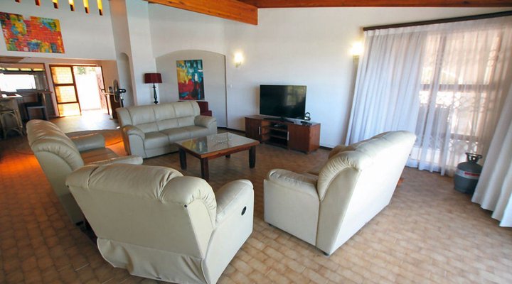 Summer Lodge 1 - Uvongo