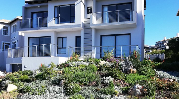 Fourty2 on Fynbos @ Pinnacle Point