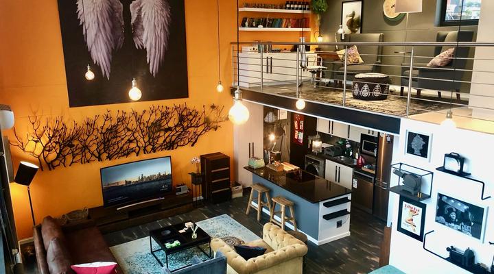 Artists Penthouse- Green Point