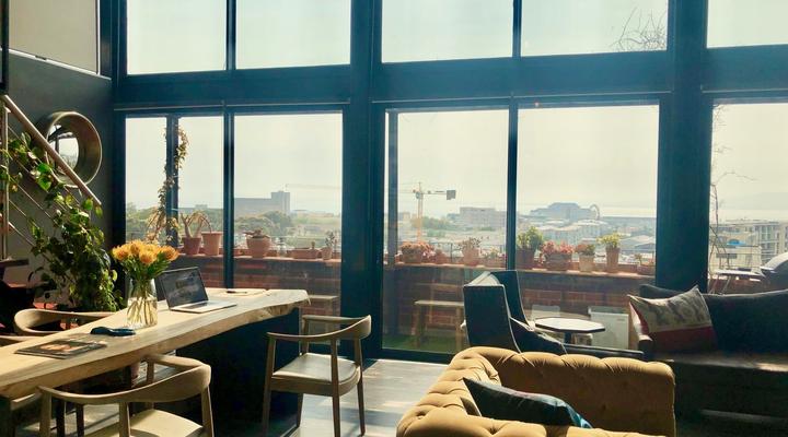 Artists Penthouse- Green Point