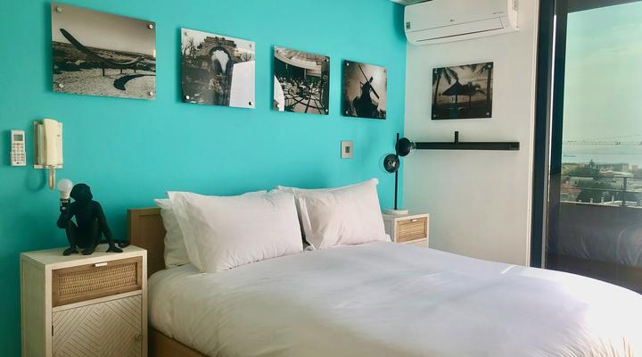 Artists Penthouse- Green Point