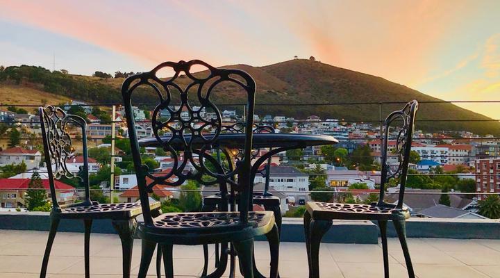 Artists Penthouse- Green Point