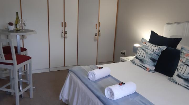 Shark Cove Guest Suite