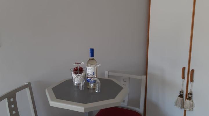 Shark Cove Guest Suite