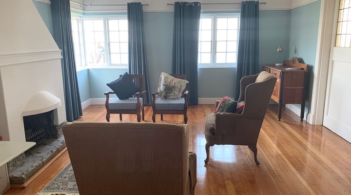 Sunny Cove Manor