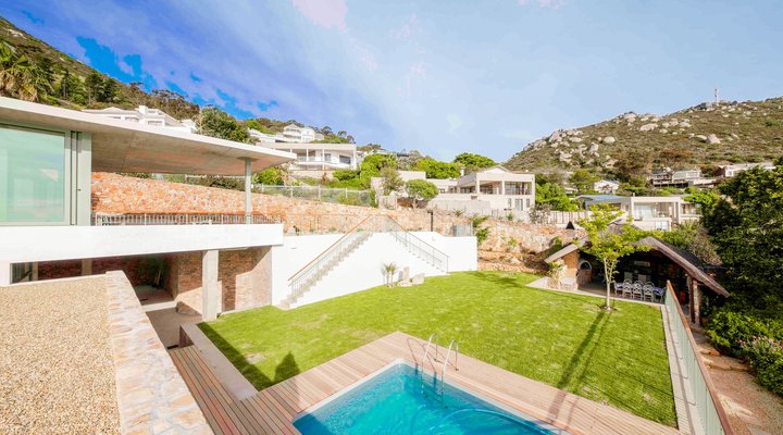 Llandudno Family Home with Ocean Views