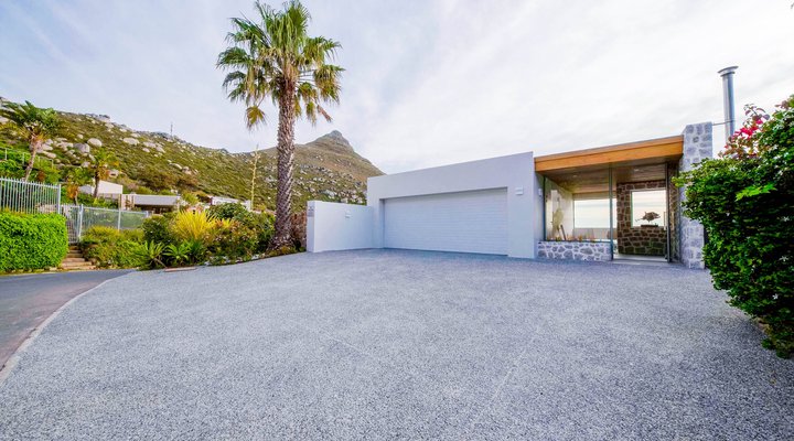 Llandudno Family Home with Ocean Views
