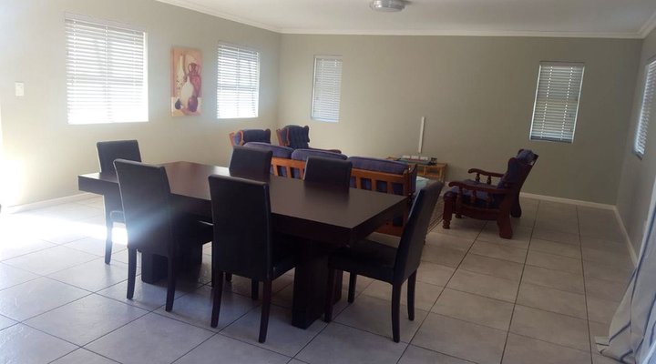 Sleigh Street Self-Catering House 