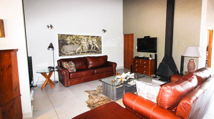 Nageng Lodge Mabalingwe