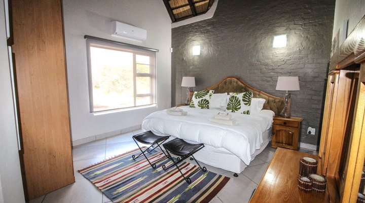 Nageng Lodge Mabalingwe