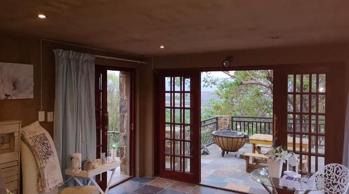 Sable Hiking & Accommodation