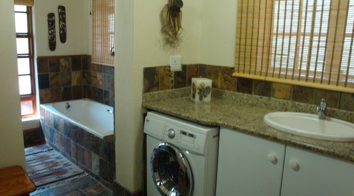 Mabalingwe Nature Reserve Self-catering House