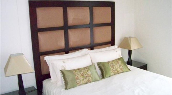 Indigo Bay 32