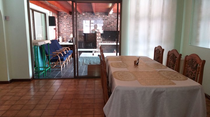 DJ'S B&B in Table View Cape Town