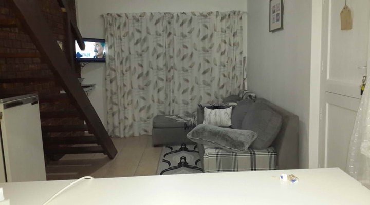 Macaw Villa