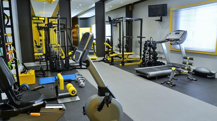 Peninsula All Suite Hotel