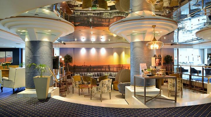 Peninsula All Suite Hotel