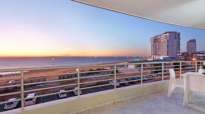 Beachfront Beauty by AirAgents