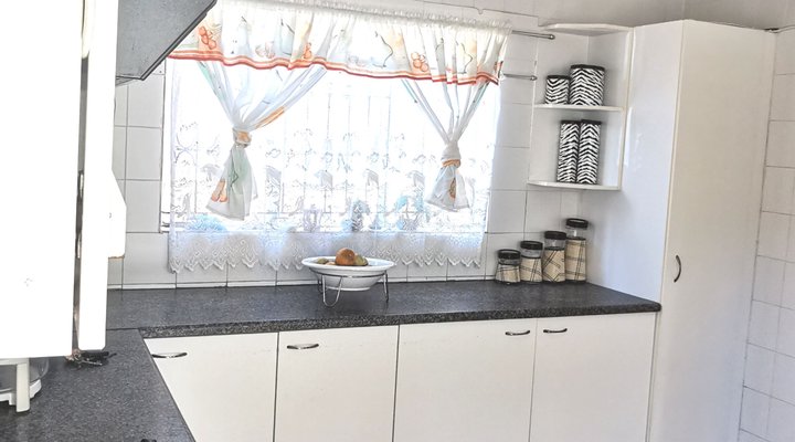 Rosana guest house