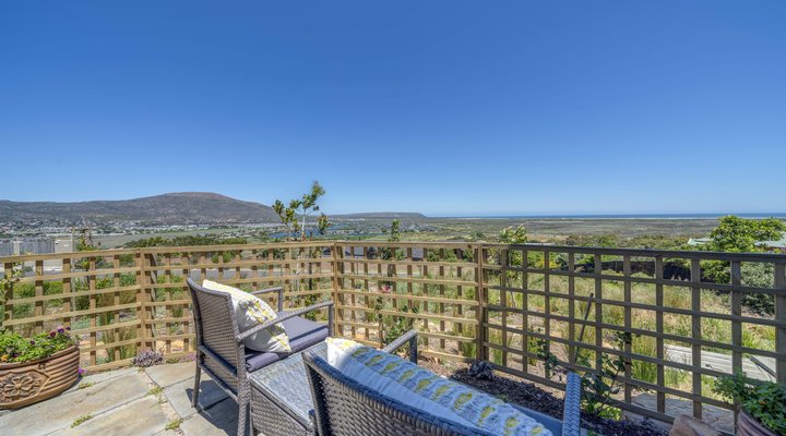 365 Luxury Apartment with sea view - Aloe