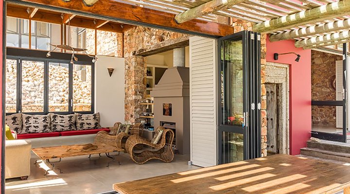 Misty Cliffs Cliffhouse