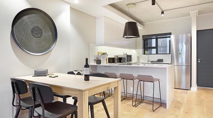 The Docklands 511 by AirAgents 