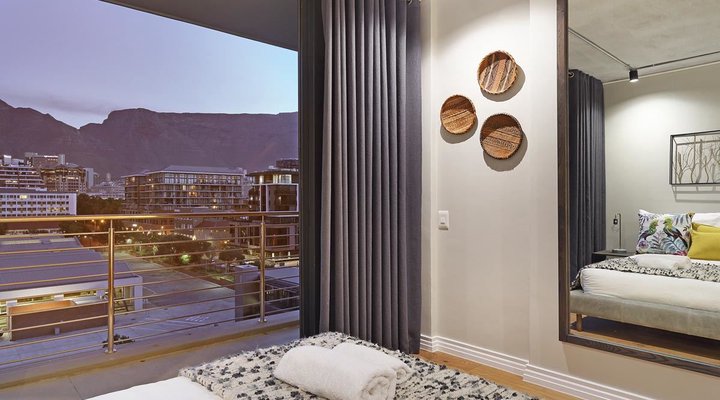 The Docklands 511 by AirAgents 