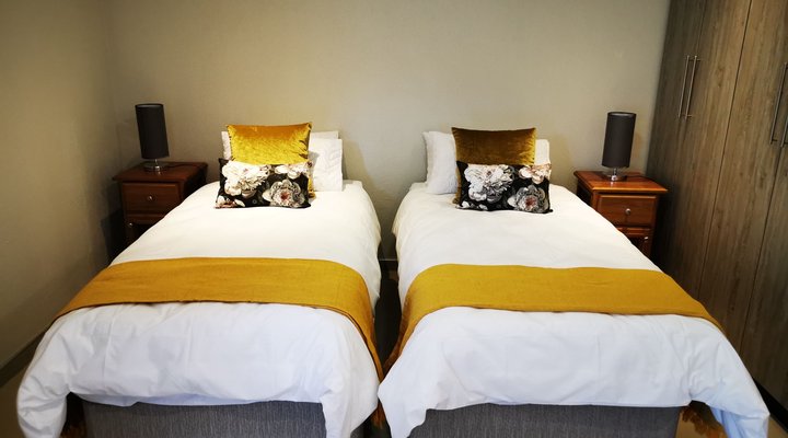48 on 9th Self Catering Apartments