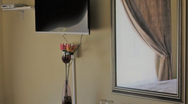 5 Duiker Guest House