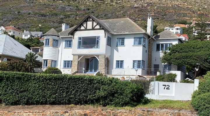 Sunny Cove Manor
