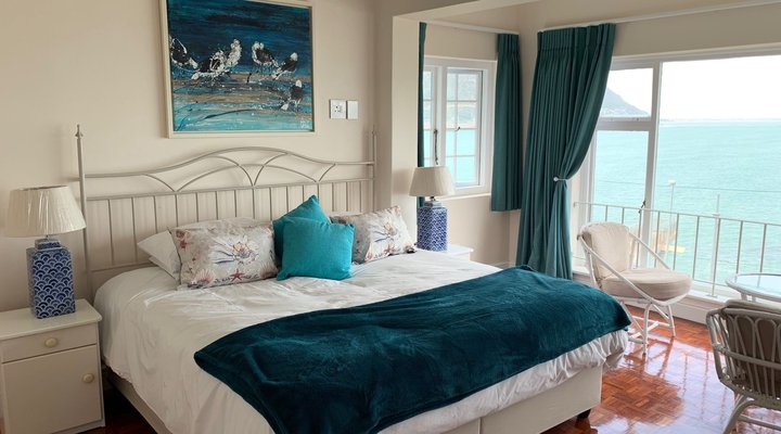 Sunny Cove Manor