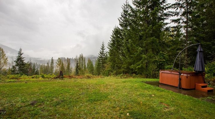 Mt Baker Hwy Ensuite #15