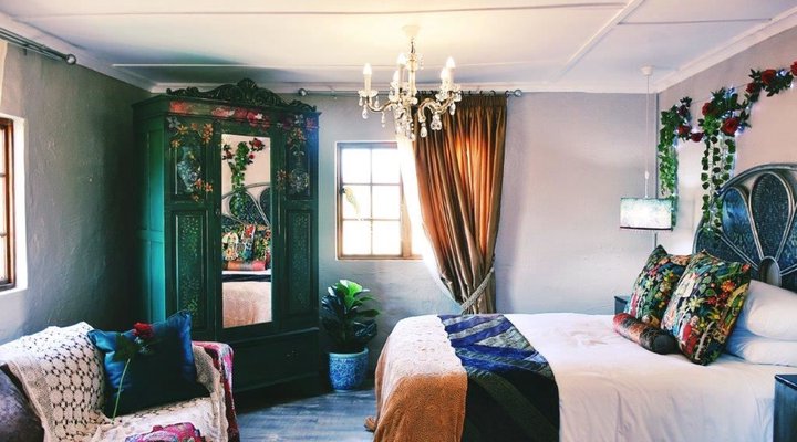 Dunning Country House